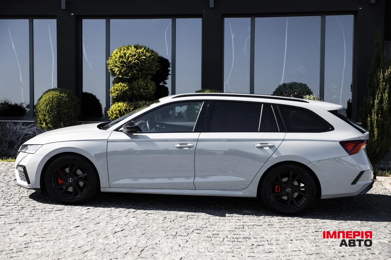 Skoda Octavia RS - фото 11