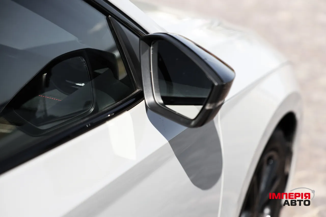 Skoda Octavia RS - фото 12