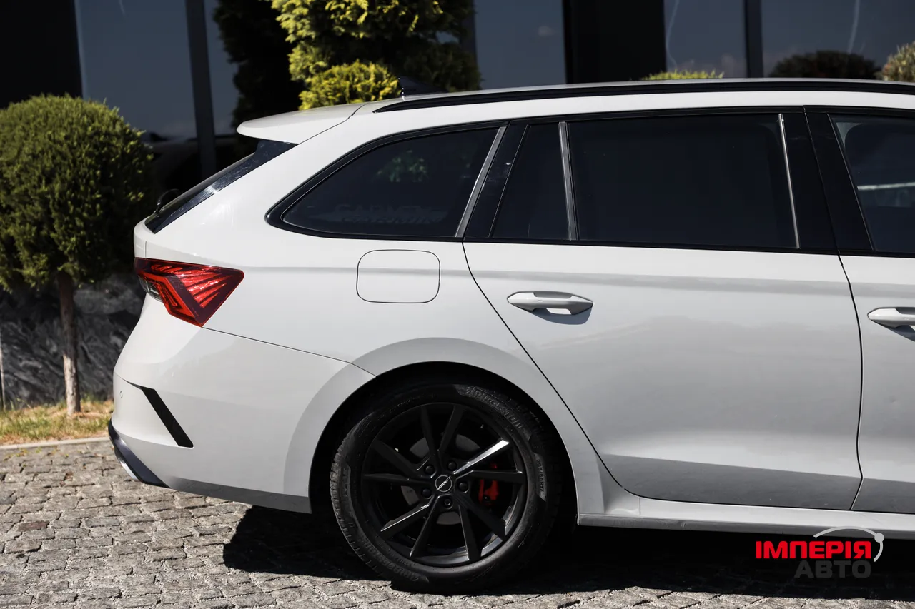 Skoda Octavia RS - фото 10