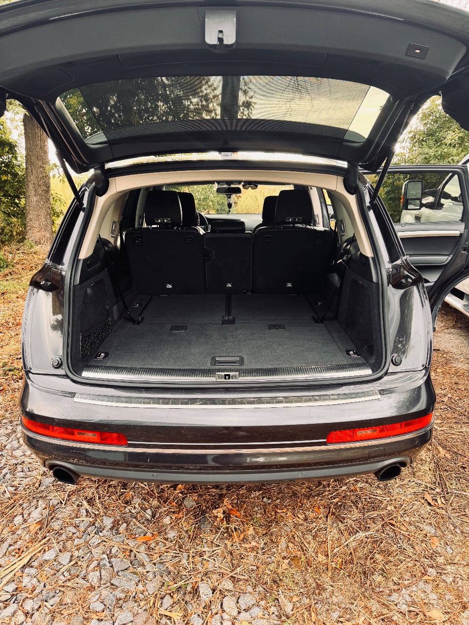 Audi Q7 - фото 10