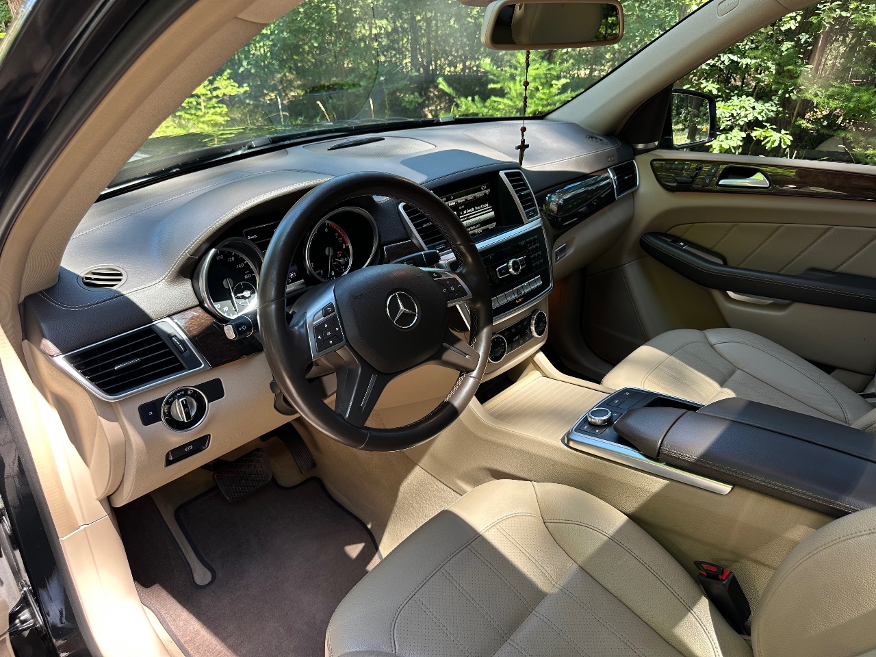 Mercedes-Benz GL-Класс - фото 15