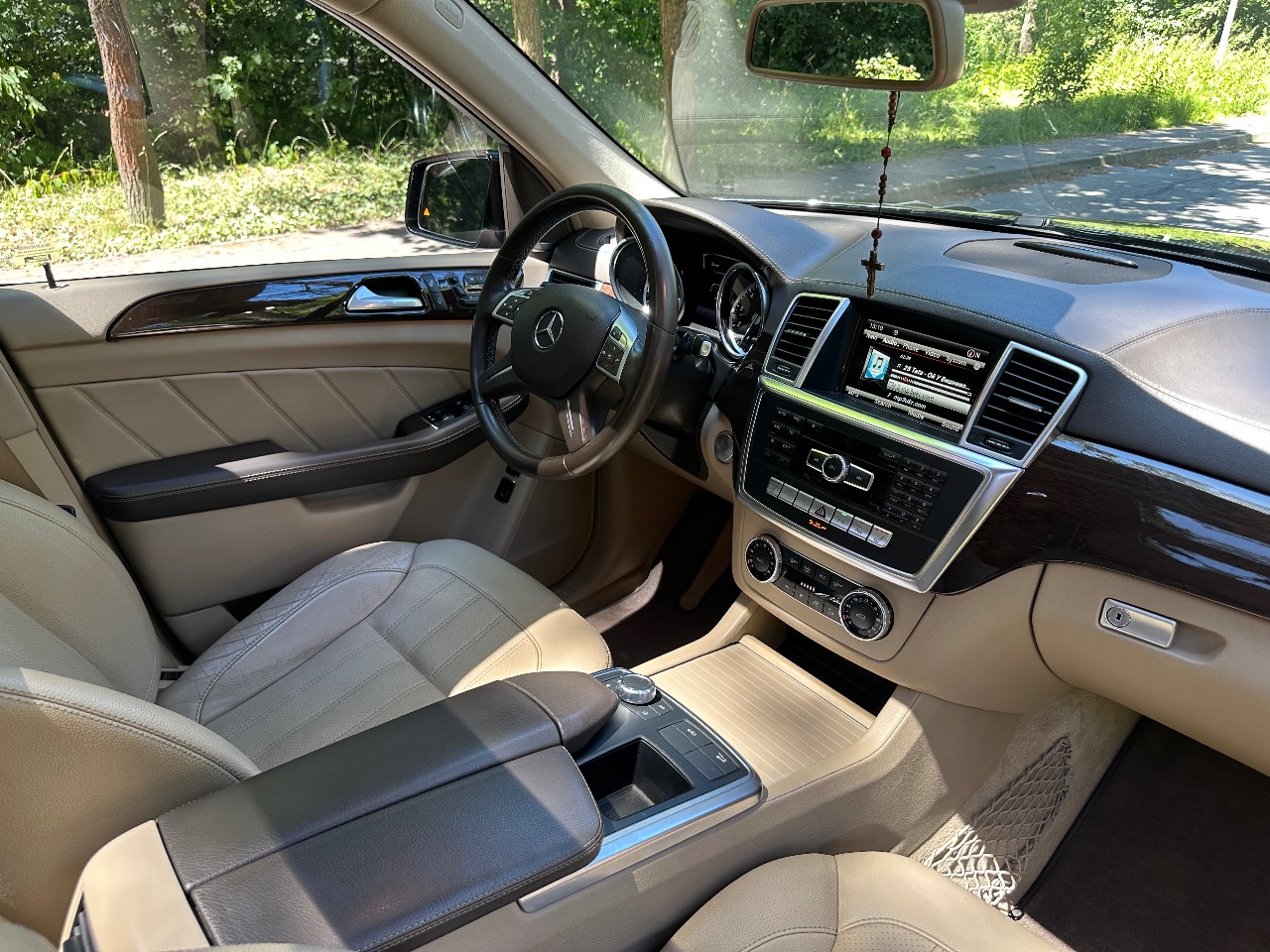 Mercedes-Benz GL-Класс - фото 20