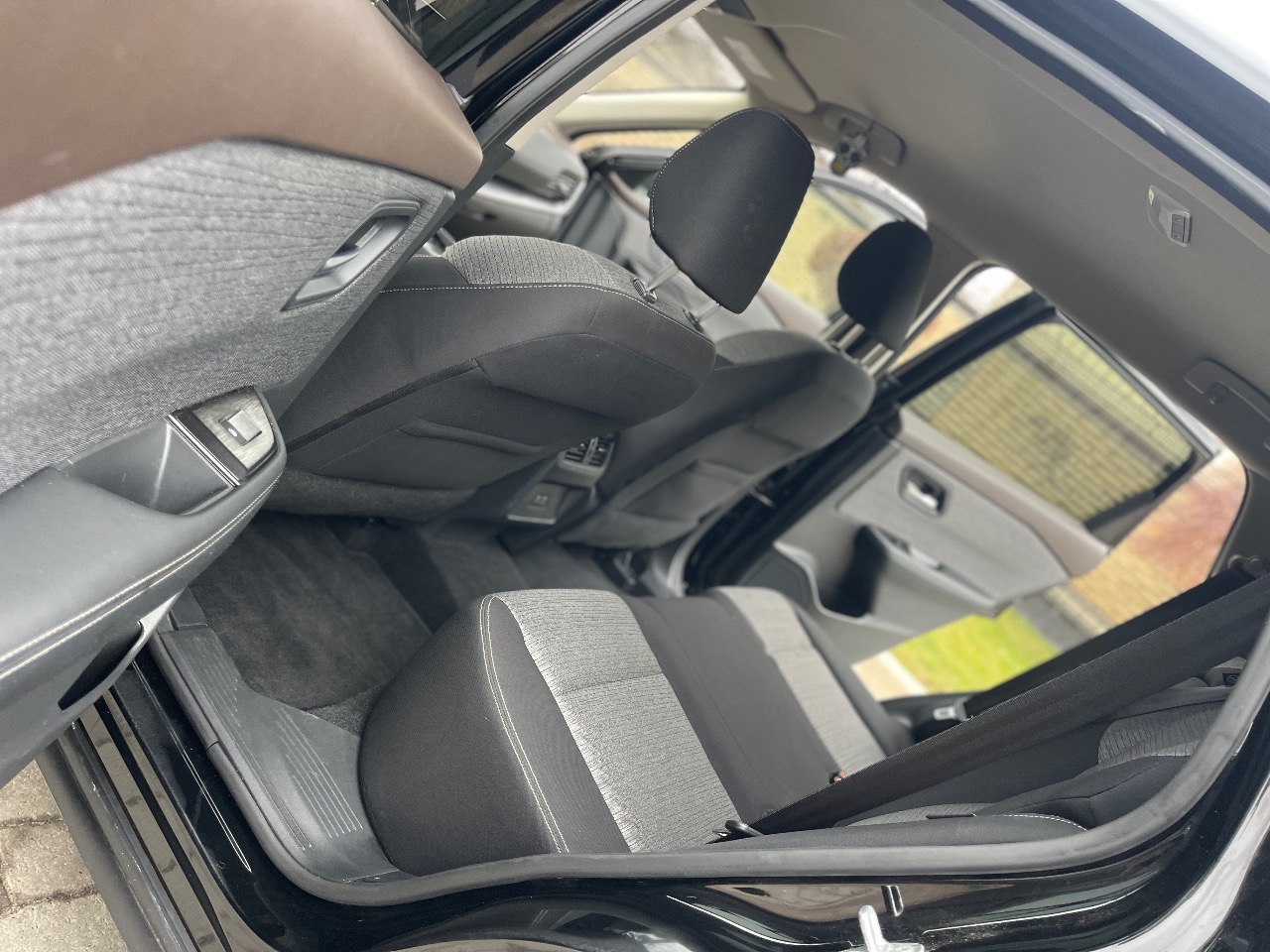 Nissan Rogue - фото 4