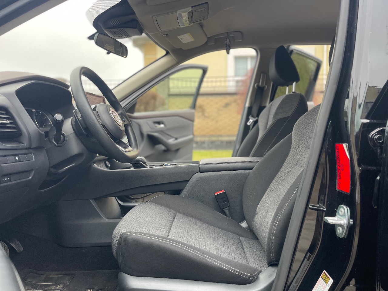 Nissan Rogue - фото 2