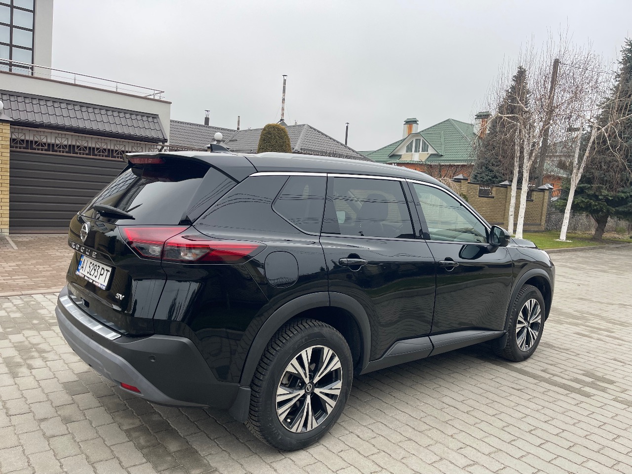 Nissan Rogue - фото 5