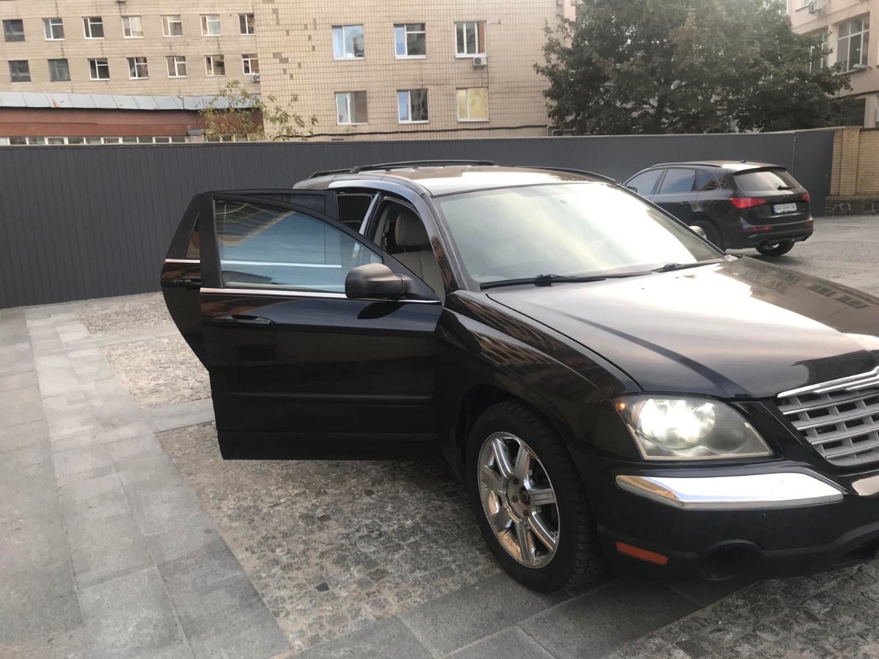 Chrysler Pacifica - фото 8