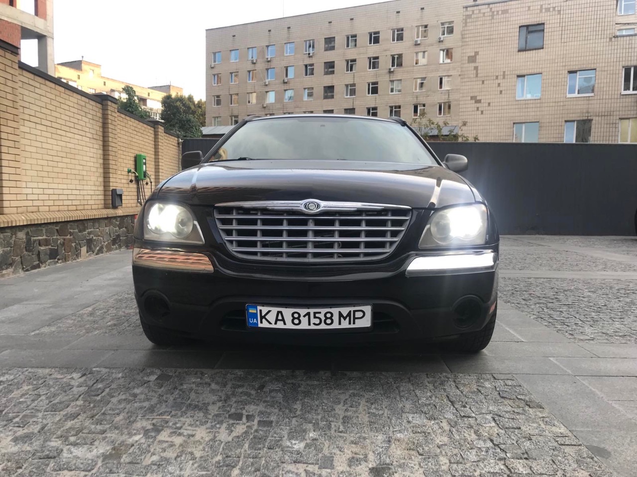 Chrysler Pacifica - фото 2