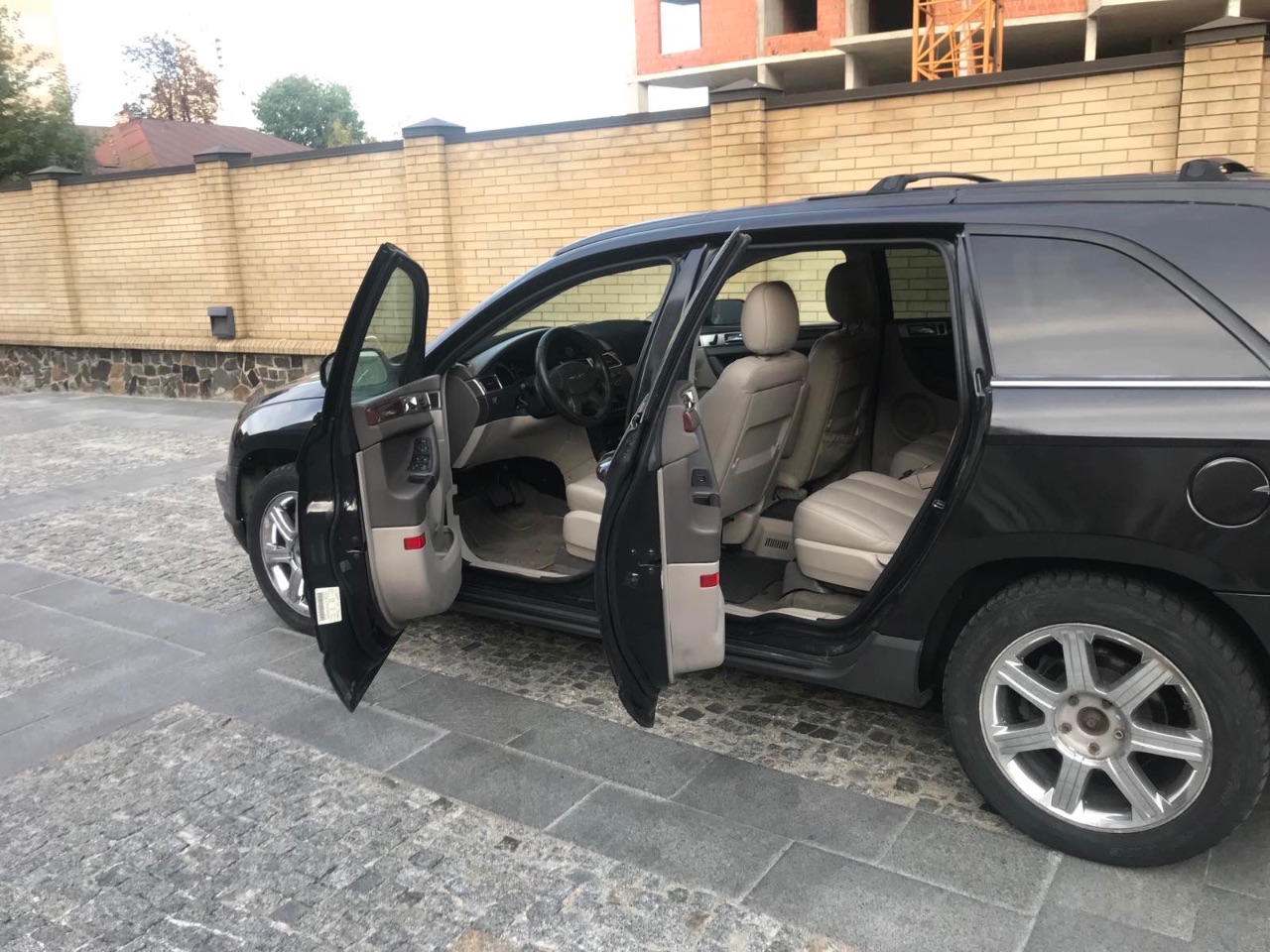 Chrysler Pacifica - фото 9