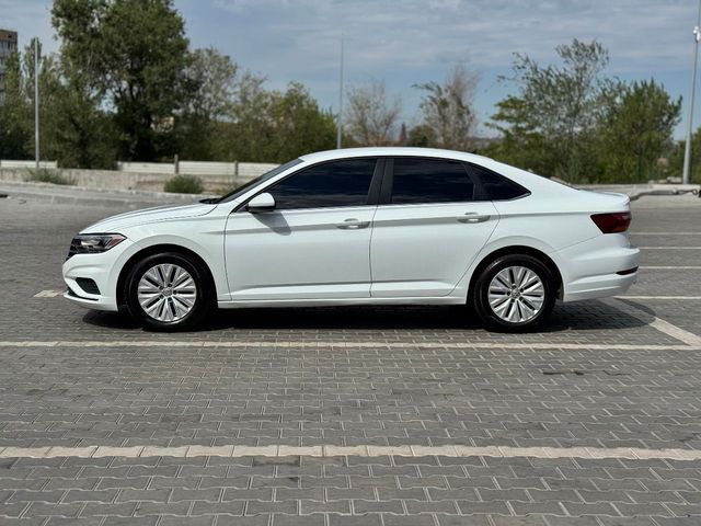 Volkswagen Jetta - зображення 4