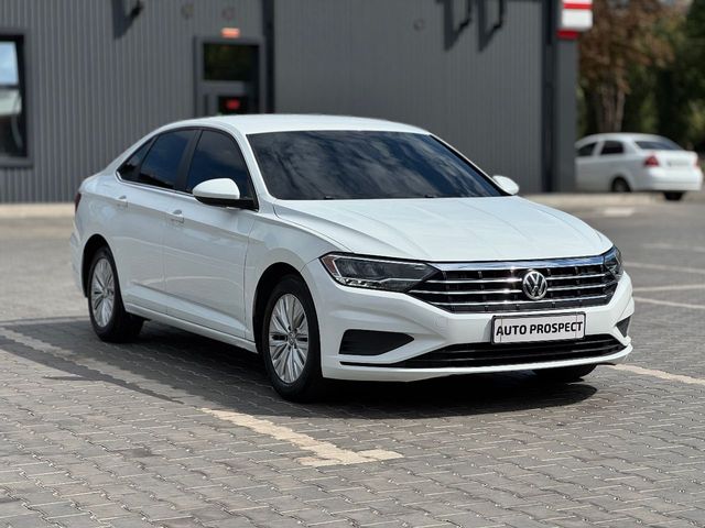 Volkswagen Jetta - зображення 1
