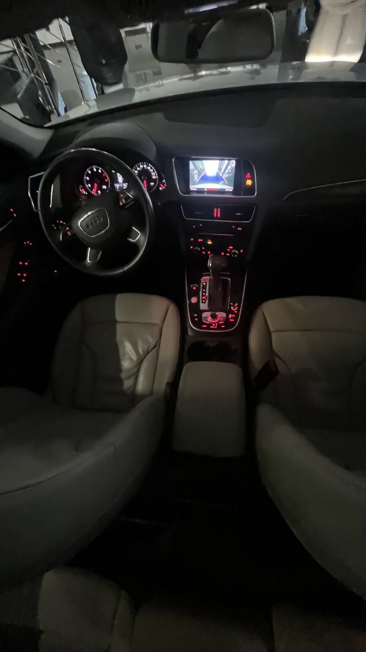 Audi Q5 - фото 11