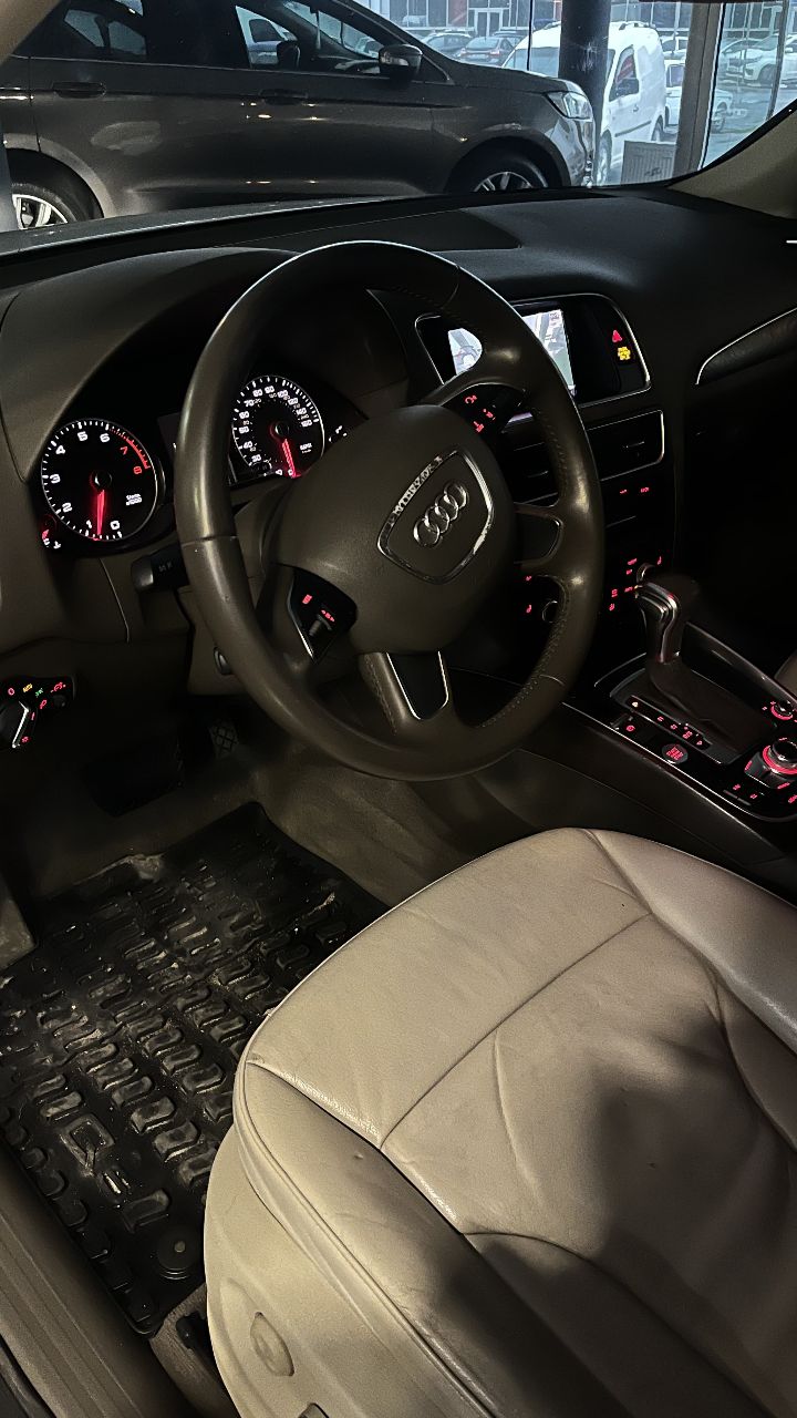 Audi Q5 - фото 6