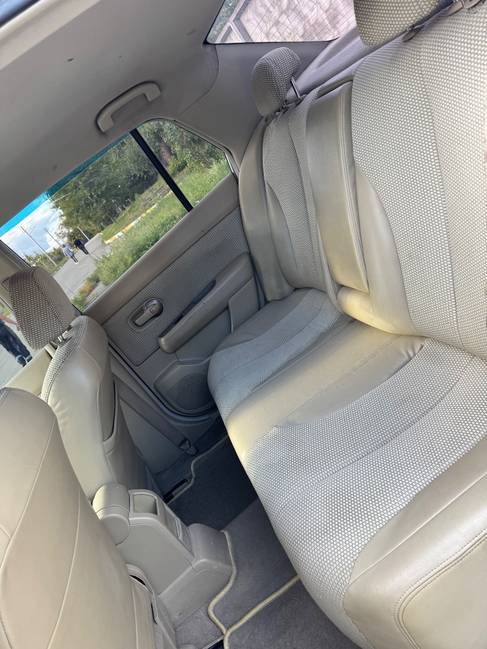 Nissan Tiida - фото 11