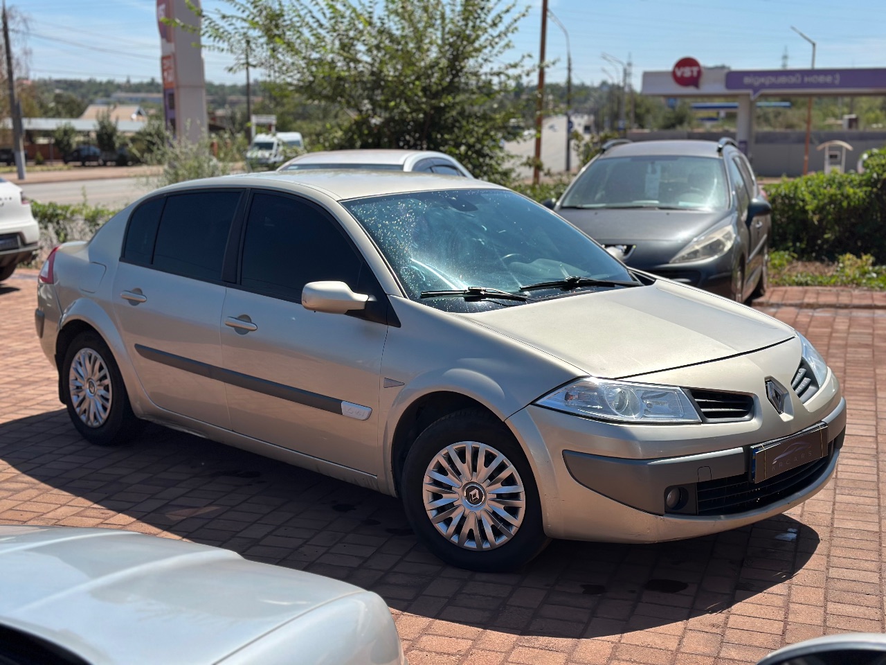 Renault Megane - фото 2