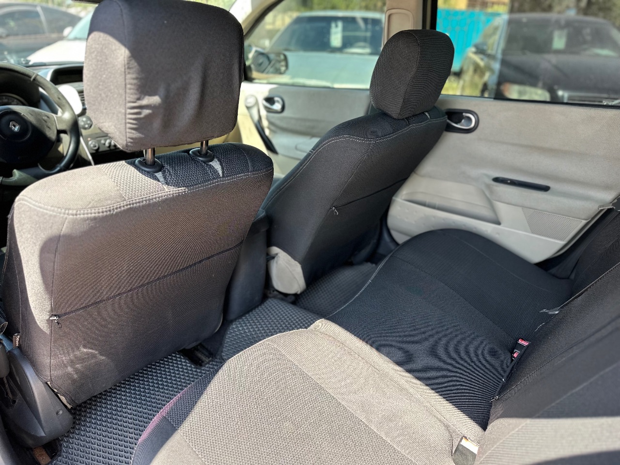 Renault Megane - фото 9