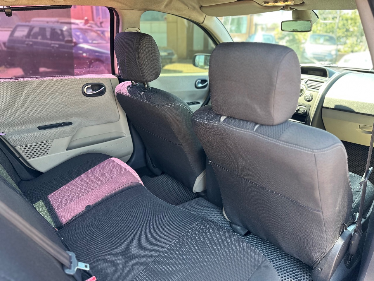 Renault Megane - фото 8