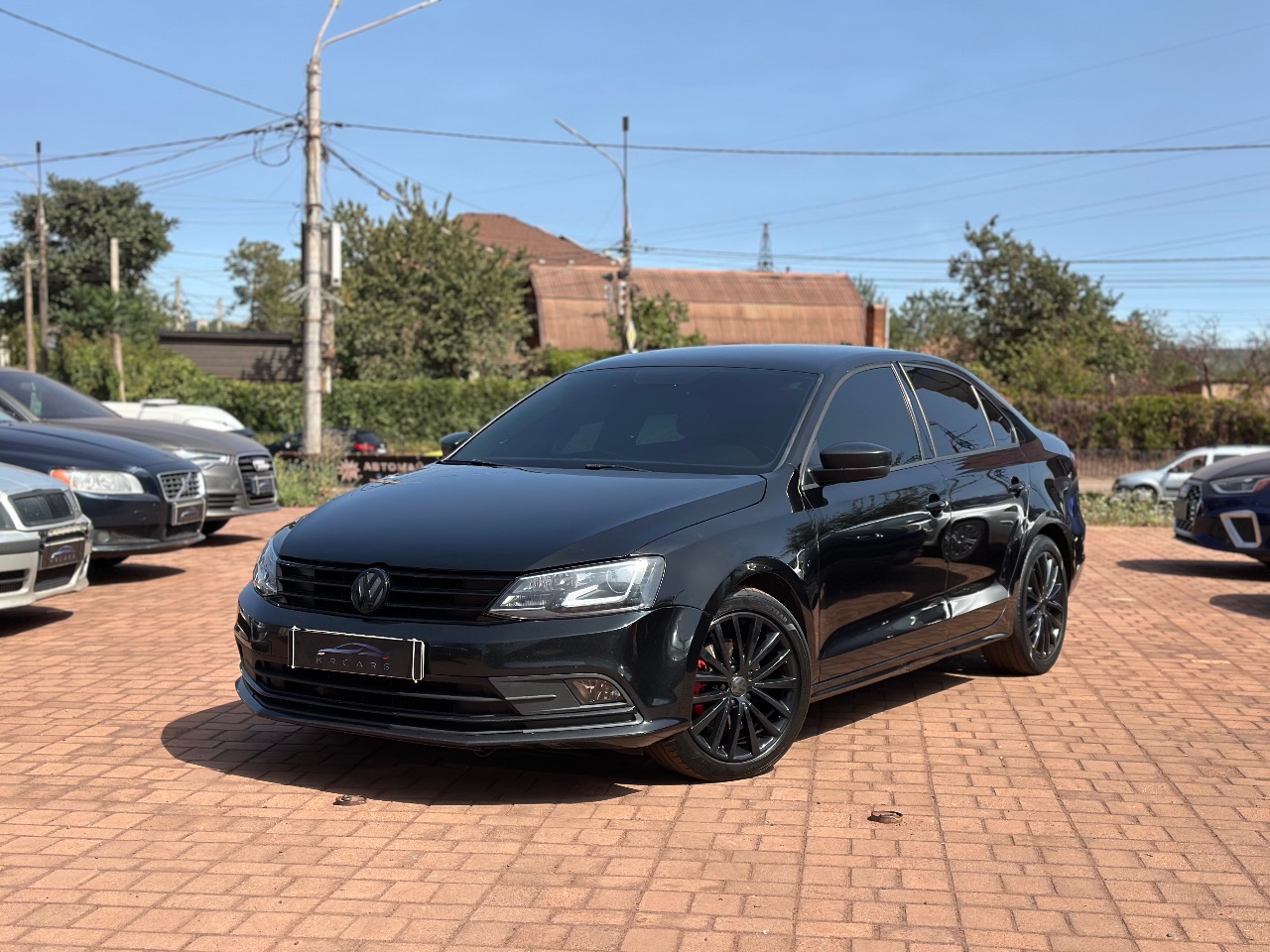 Volkswagen Jetta - фото 1