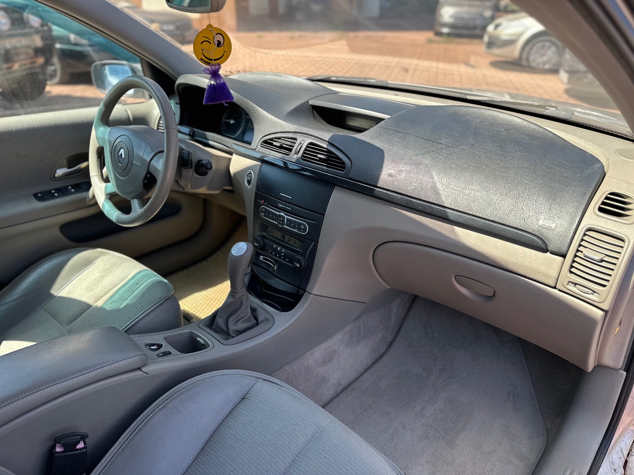 Renault Laguna - фото 5