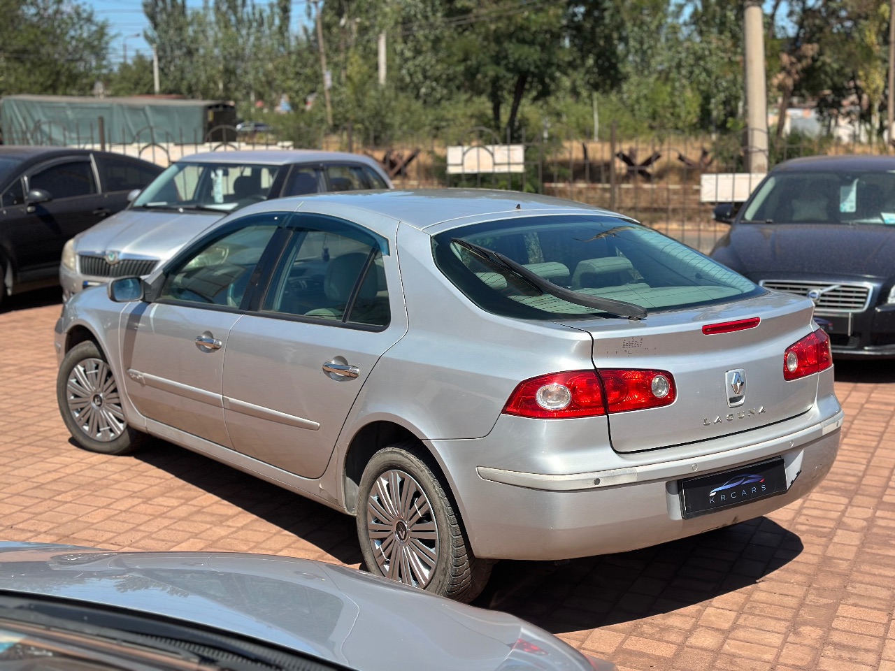 Renault Laguna - фото 4