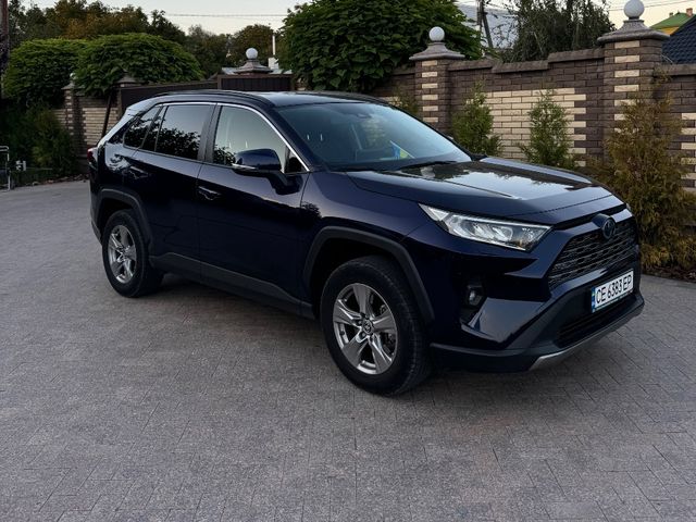 Toyota RAV4 - фото 4