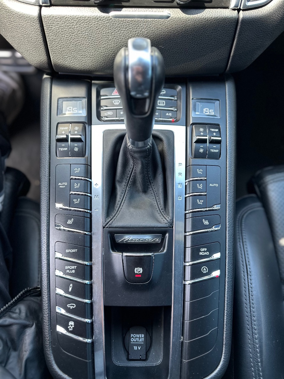 Porsche Macan - фото 16