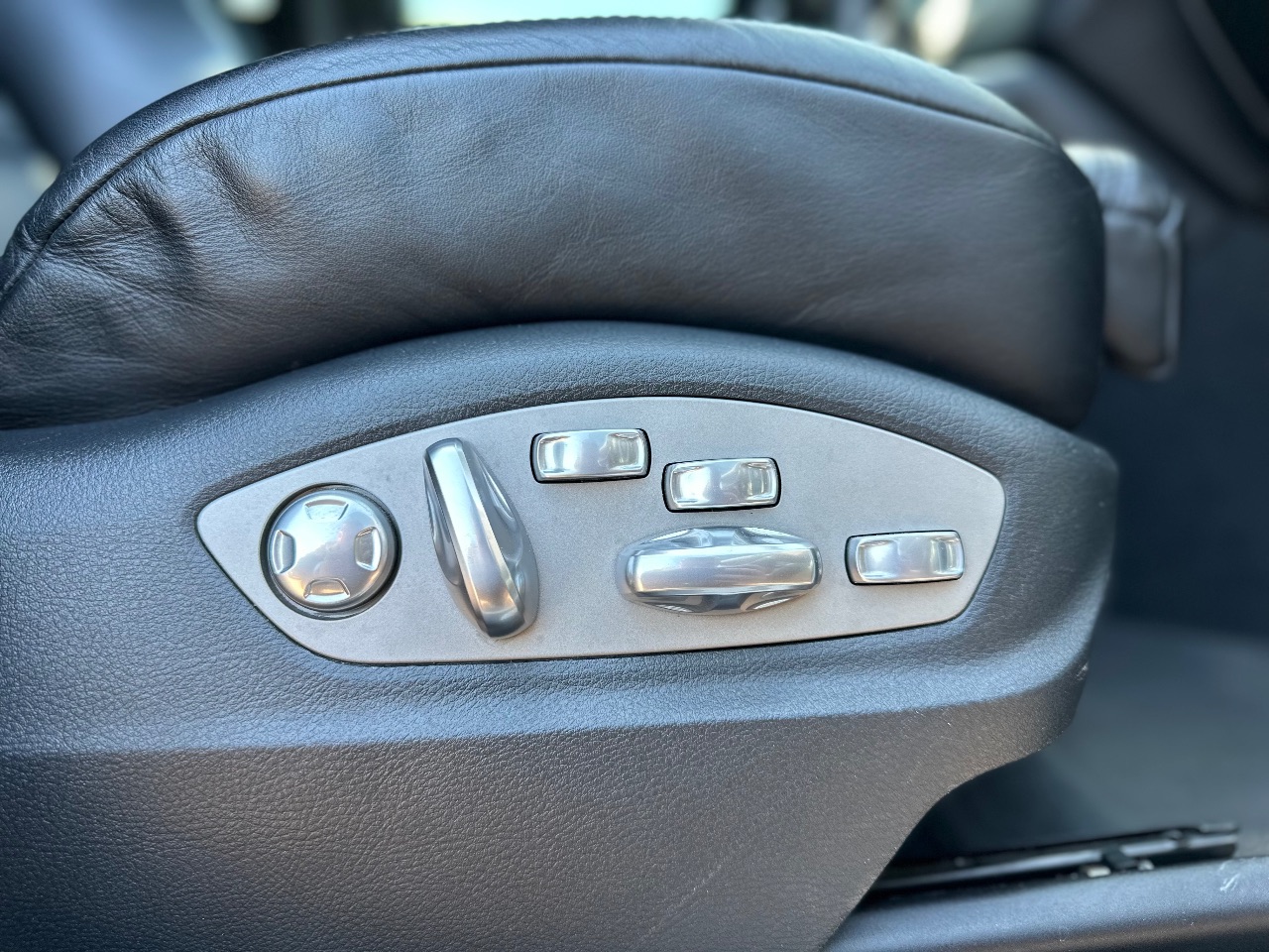 Porsche Macan - фото 14