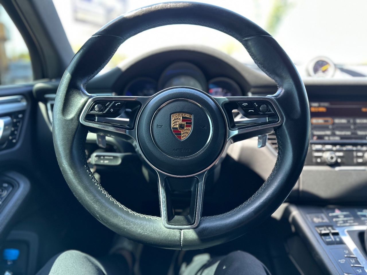Porsche Macan - фото 11