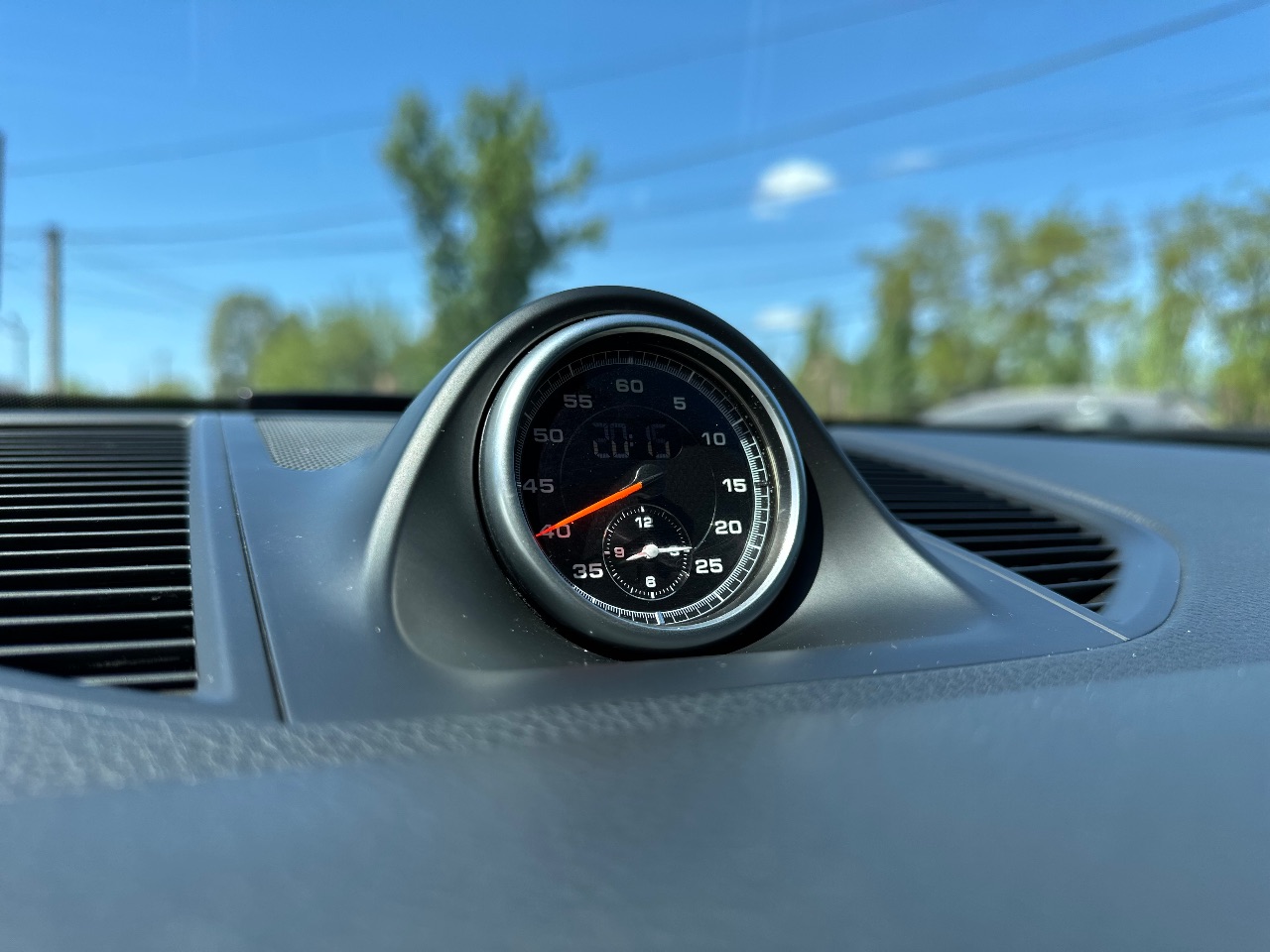 Porsche Macan - фото 12