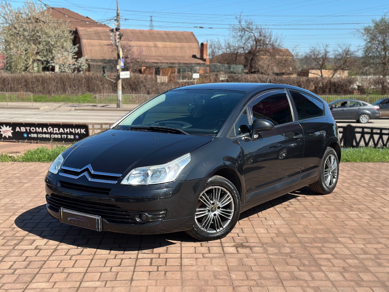 Citroen C4 - фото 1