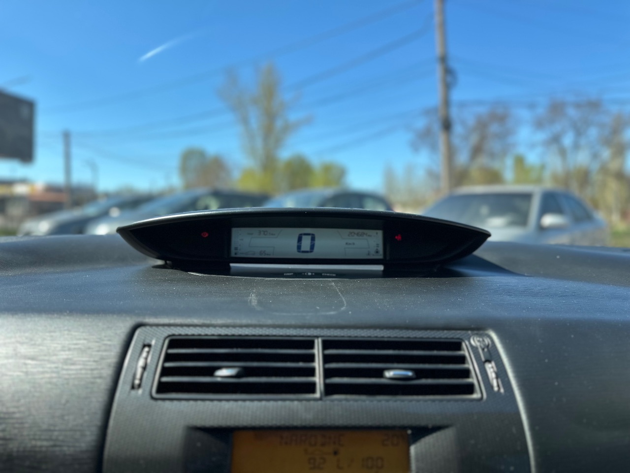 Citroen C4 - фото 11