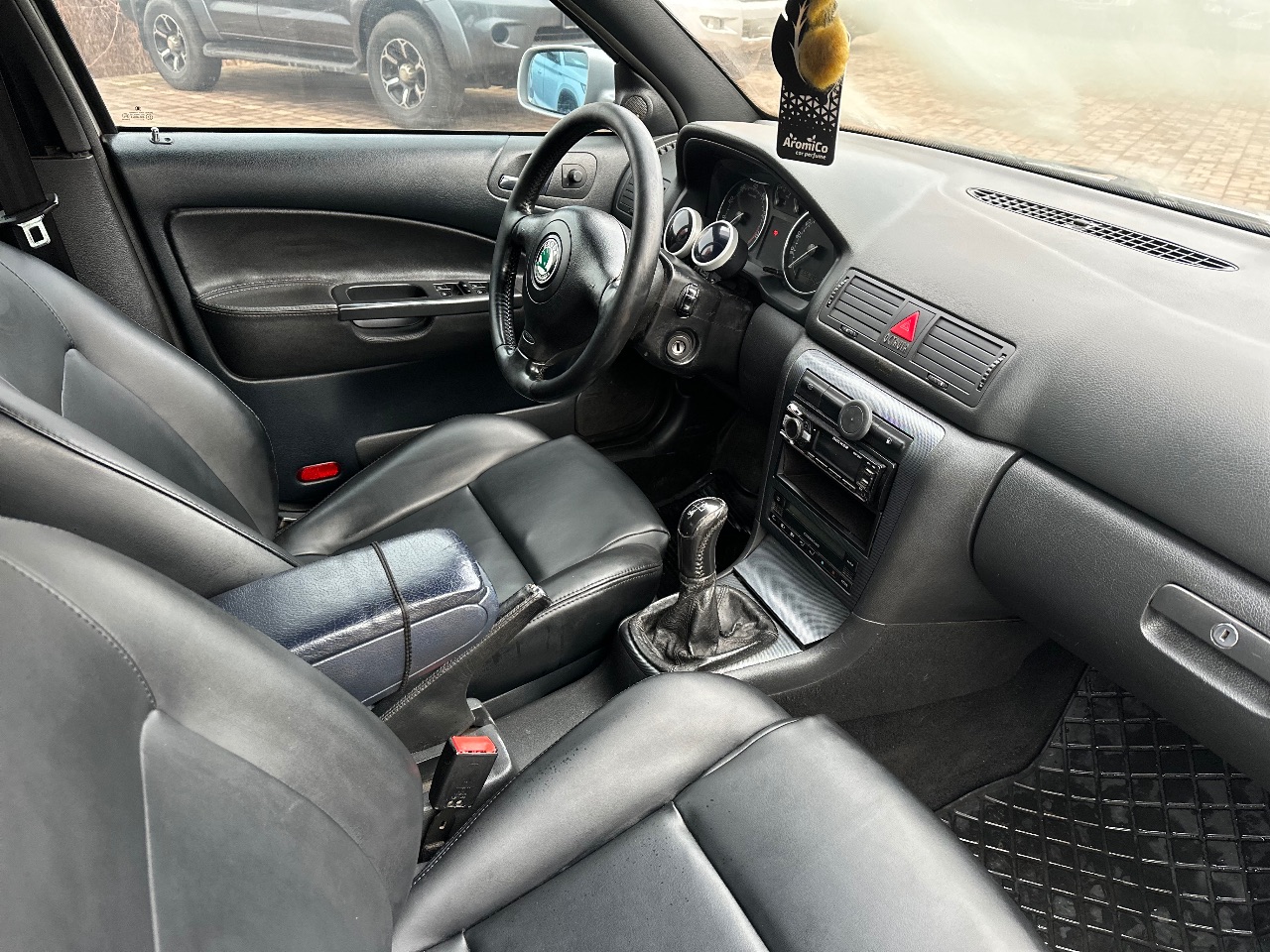 Skoda Octavia - фото 5