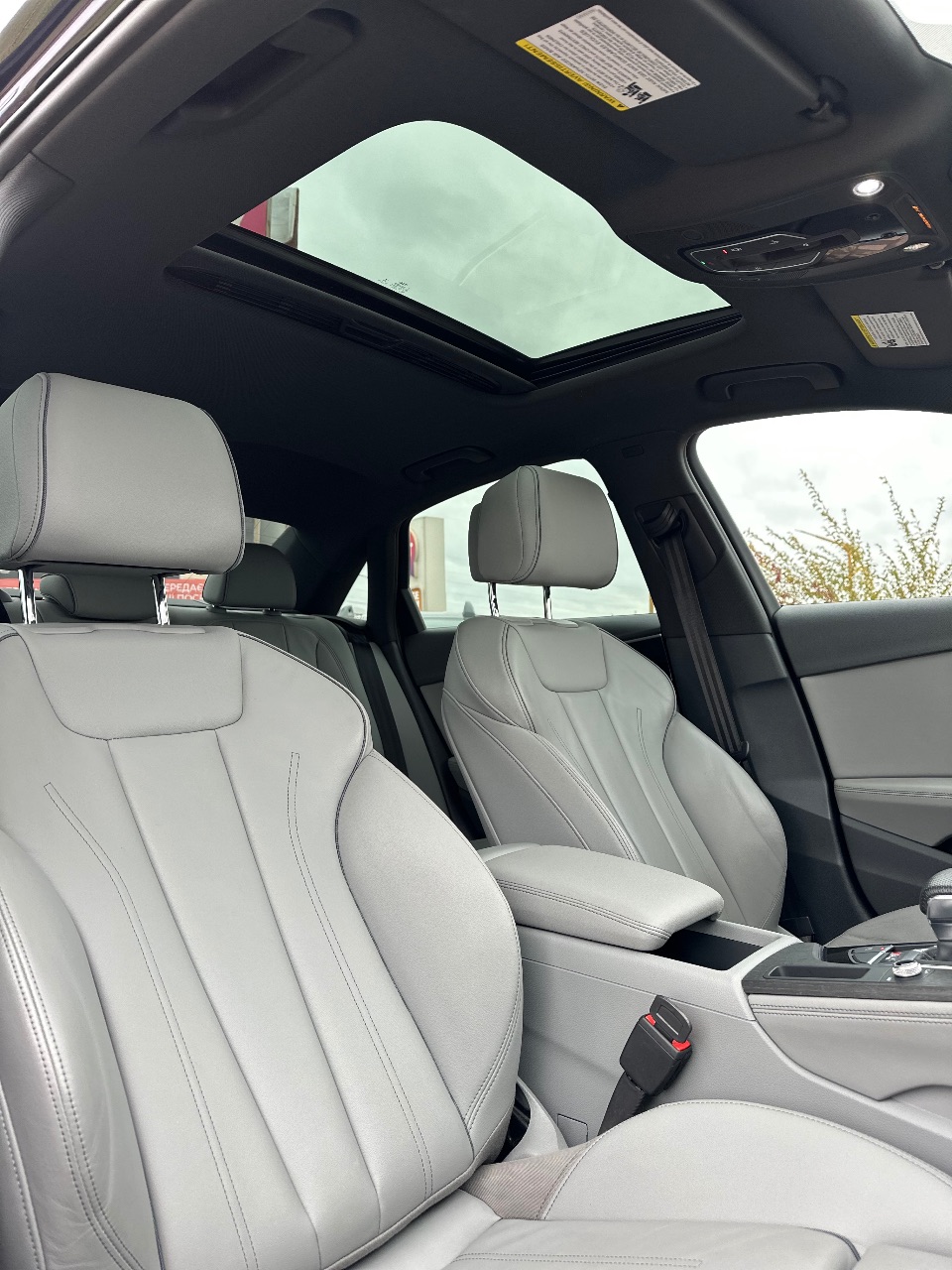 Audi A4 - фото 10