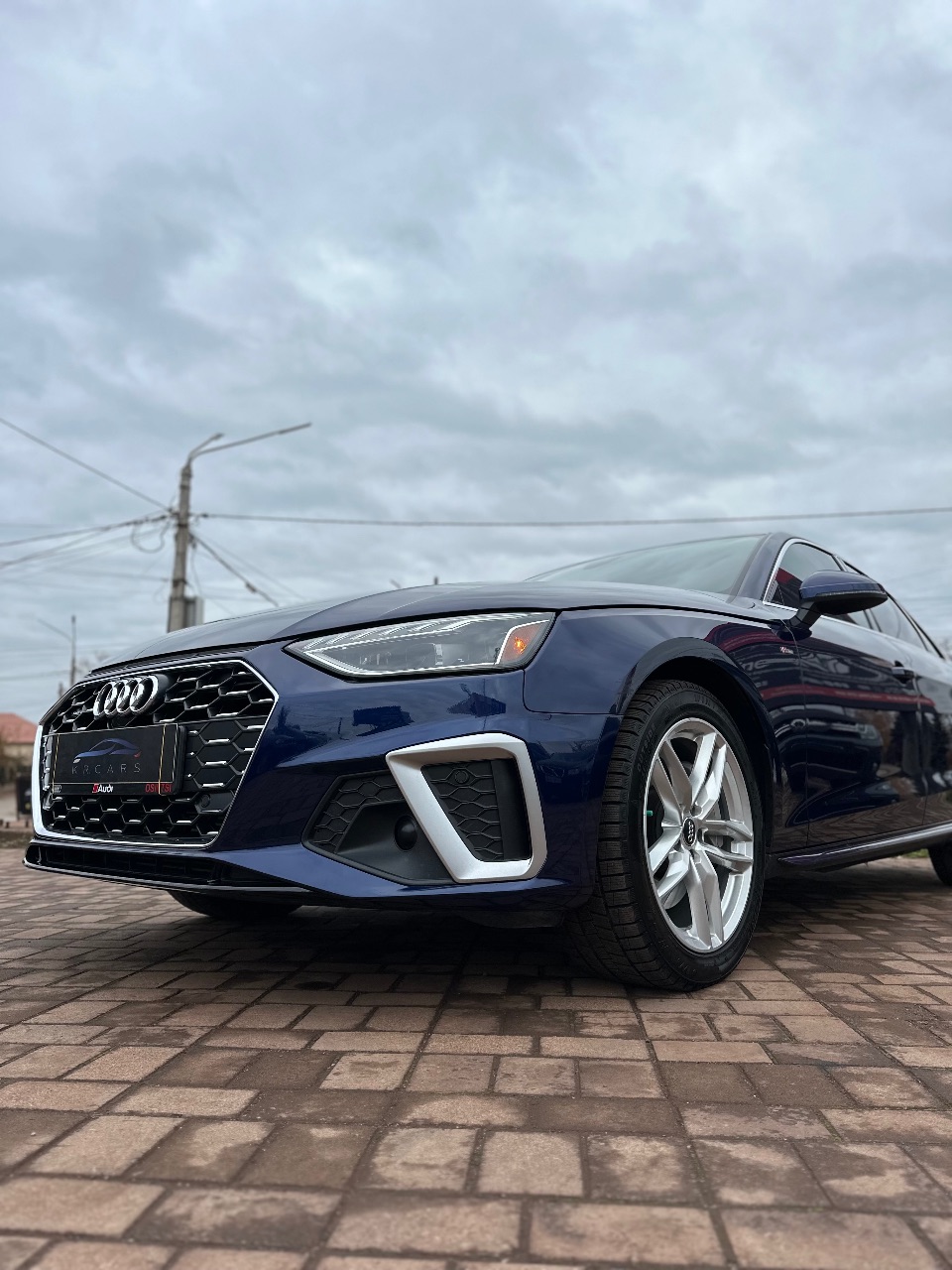 Audi A4 - фото 6