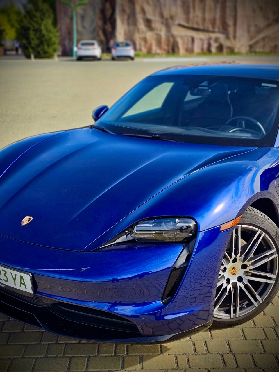 Porsche Taycan - фото 3