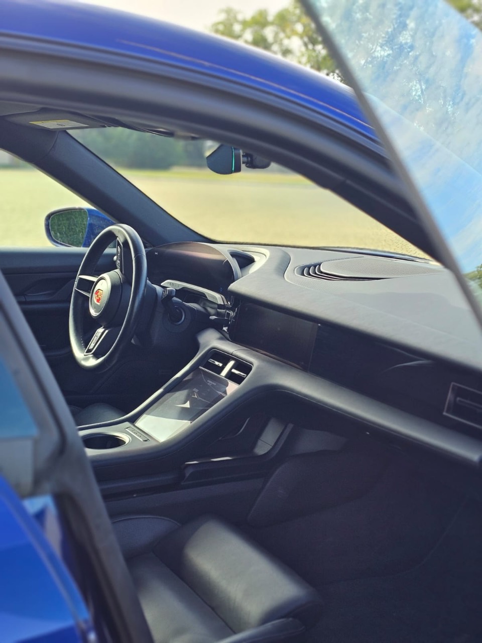 Porsche Taycan - фото 6