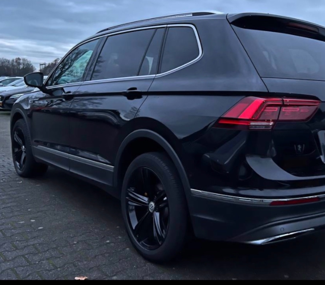 Volkswagen Tiguan - фото 13