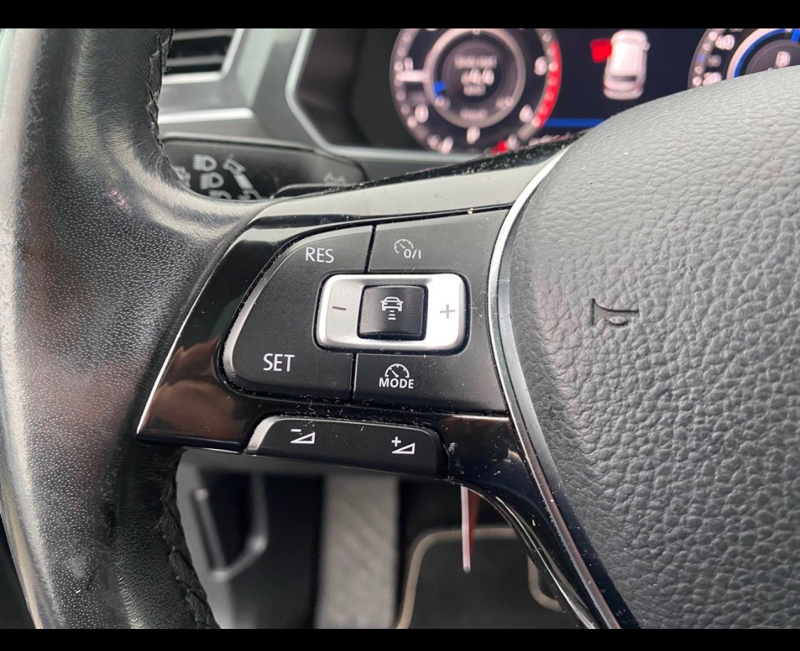 Volkswagen Tiguan - фото 41