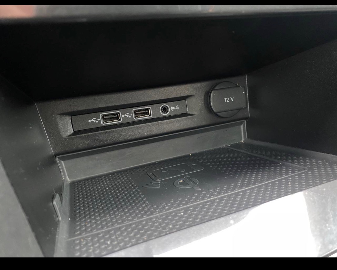 Volkswagen Tiguan - фото 42