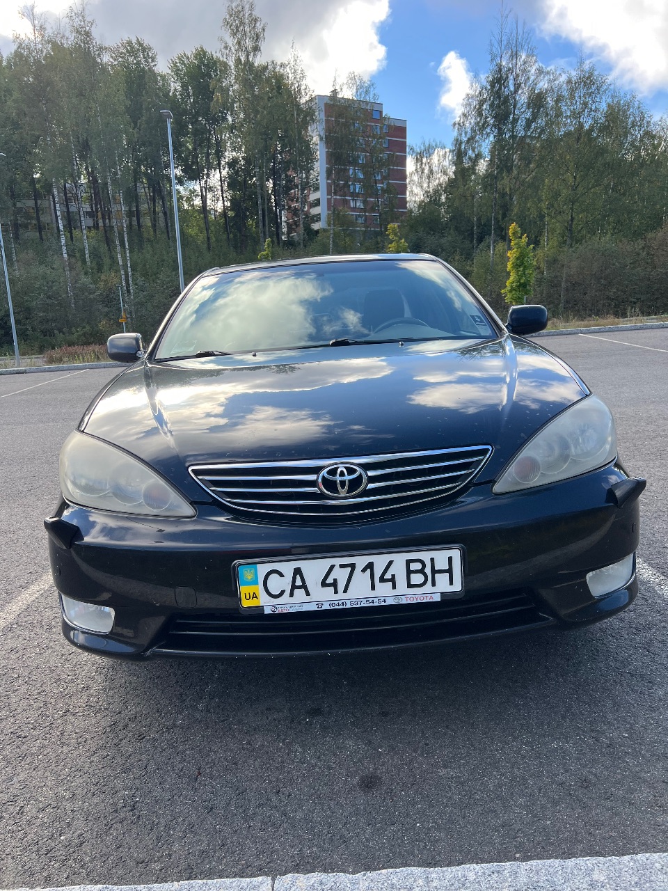 Toyota Camry - фото 2