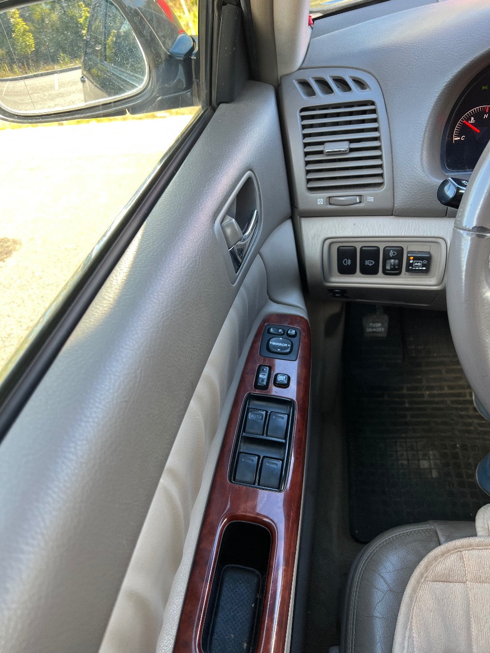 Toyota Camry - фото 11