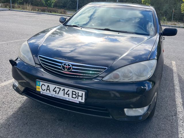 Toyota Camry - зображення 4