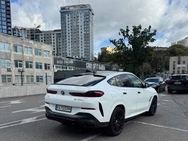 BMW X6 - фото 4