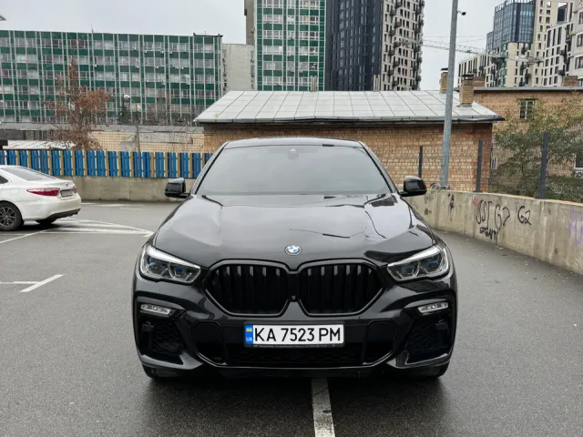 BMW X6 - фото 1