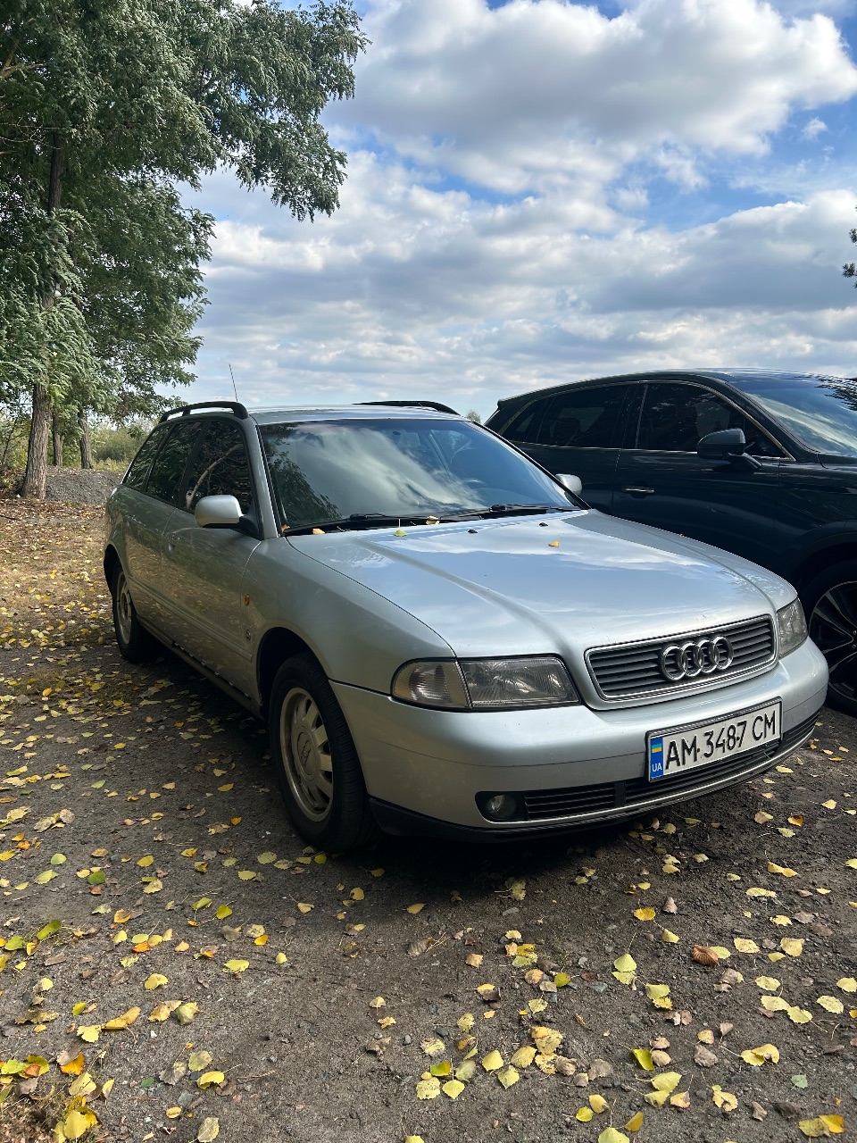 Audi A4 - фото 1