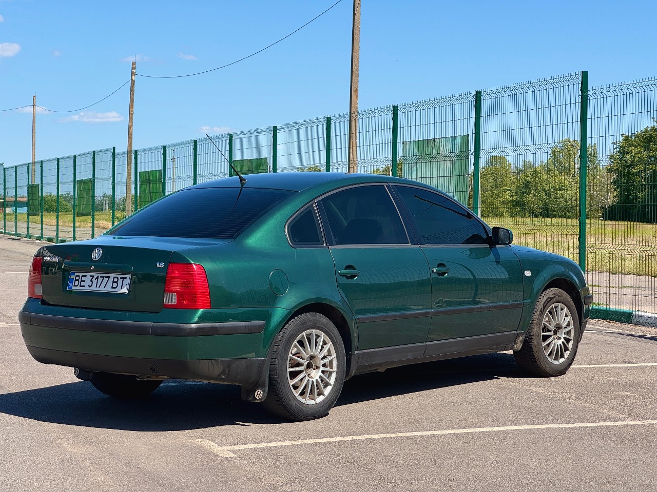 Volkswagen Passat - фото 1