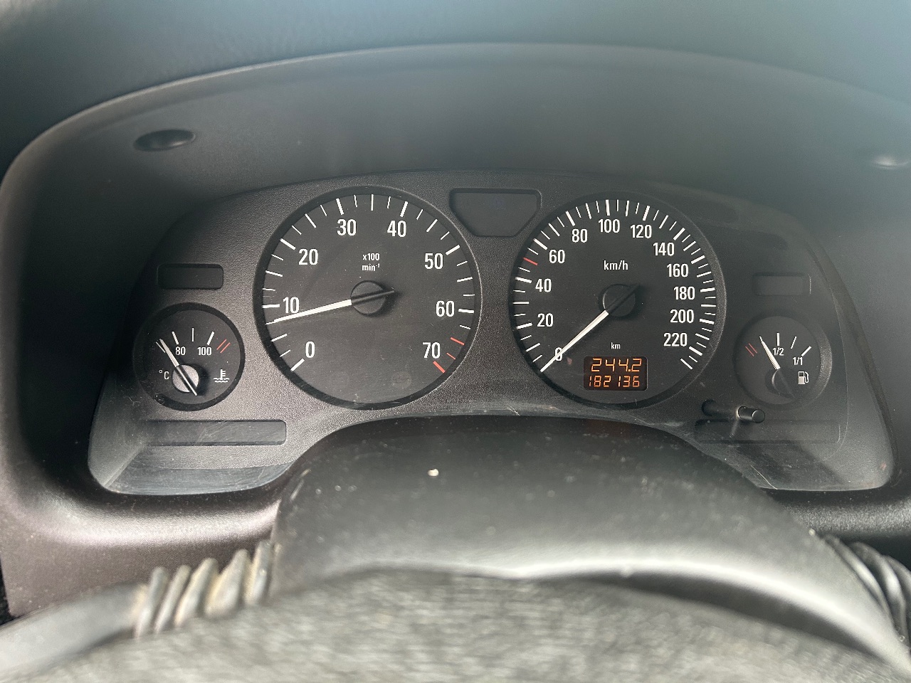 Opel Astra - фото 9