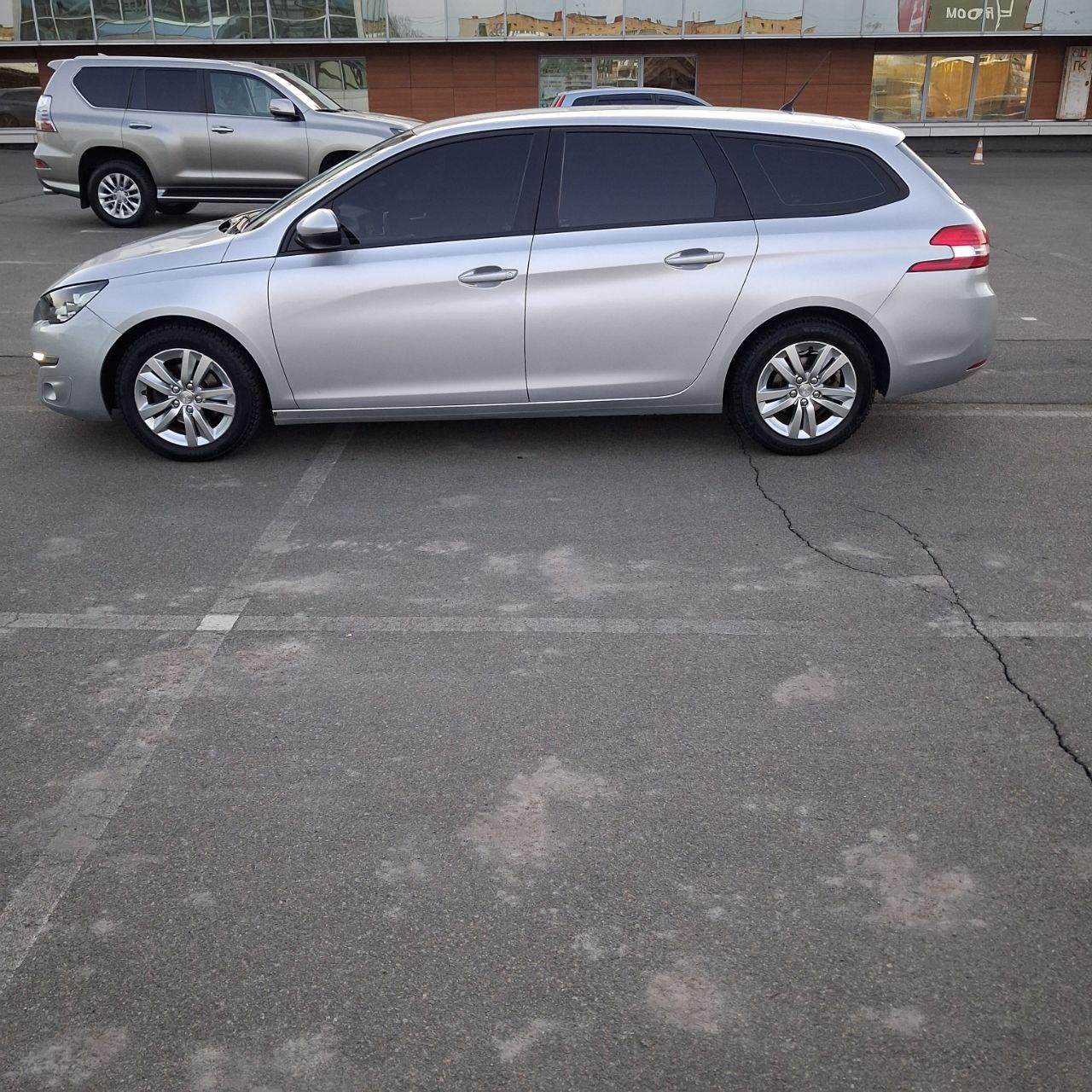 Peugeot 308 - фото 12