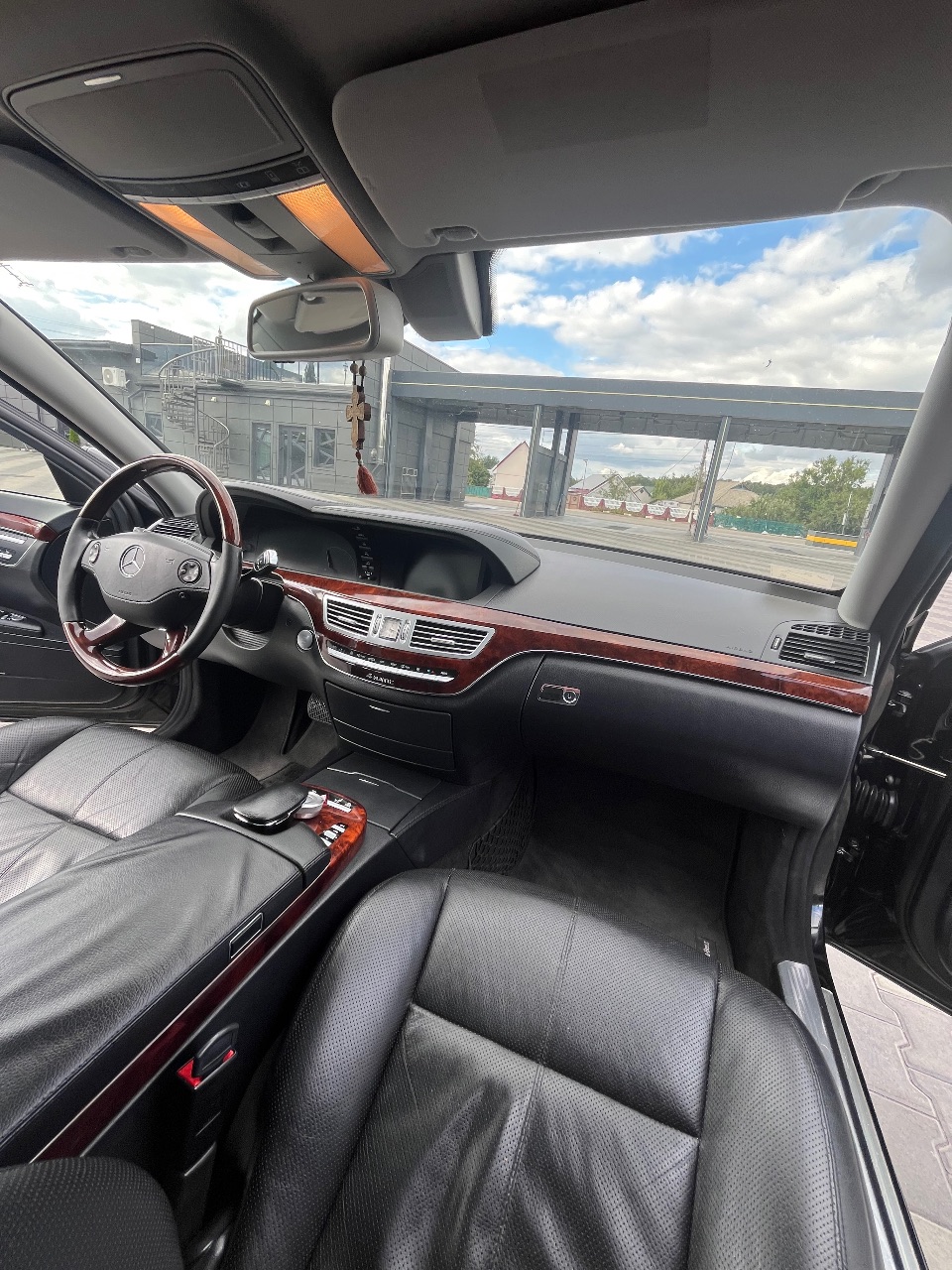 Mercedes-Benz S-Класс - фото 27