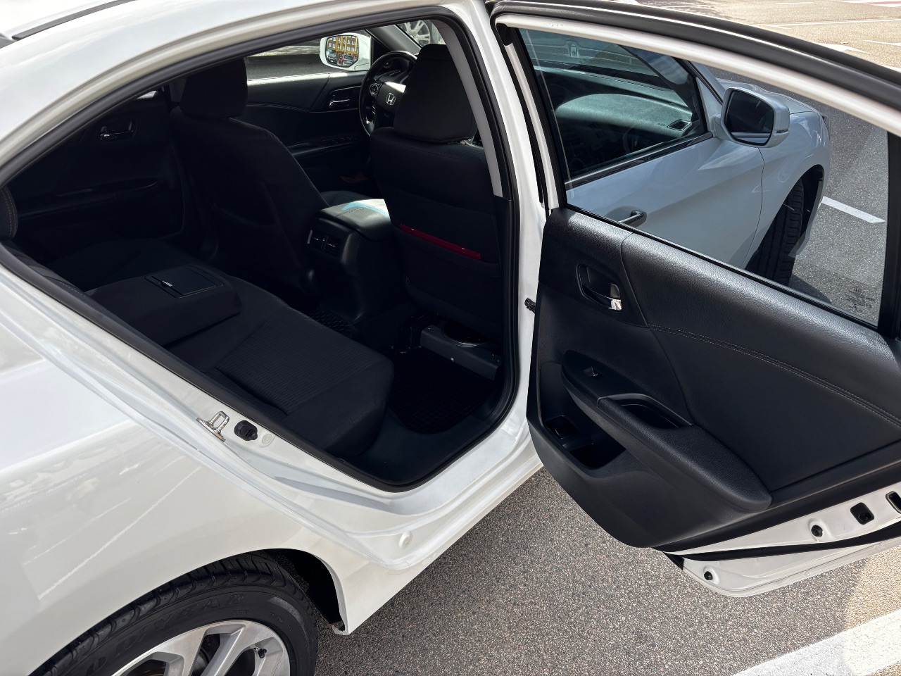 Honda Accord - фото 8