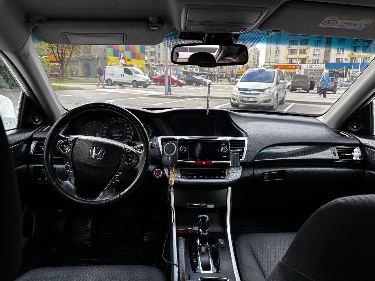 Honda Accord - фото 11